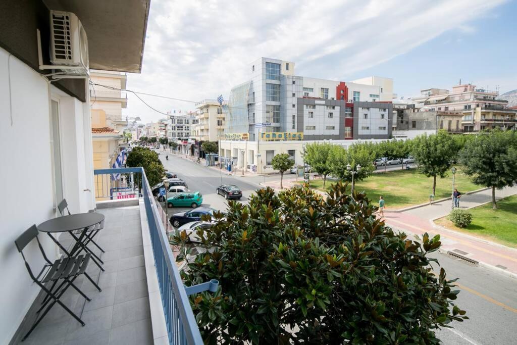 Belajo Central Apartment And Jacuzzi !! Volos Exterior photo