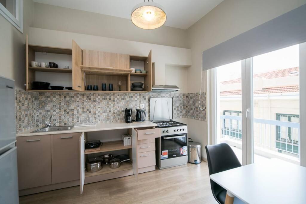 Belajo Central Apartment And Jacuzzi !! Volos Exterior photo