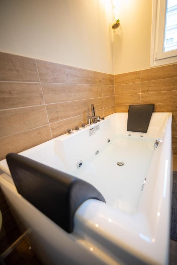 Belajo Central Apartment And Jacuzzi !! Volos Exterior photo